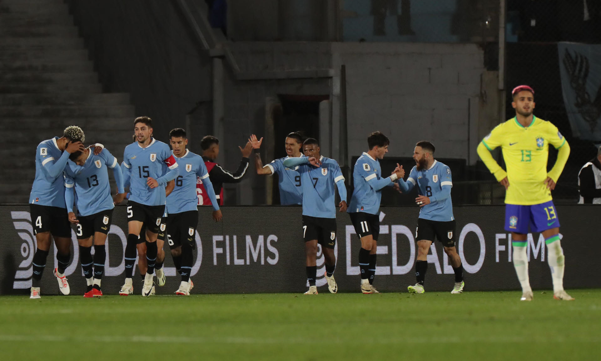 2-0. Fin de la mala racha: Uruguay vence a Brasil luego de 22 años – Latina  Network